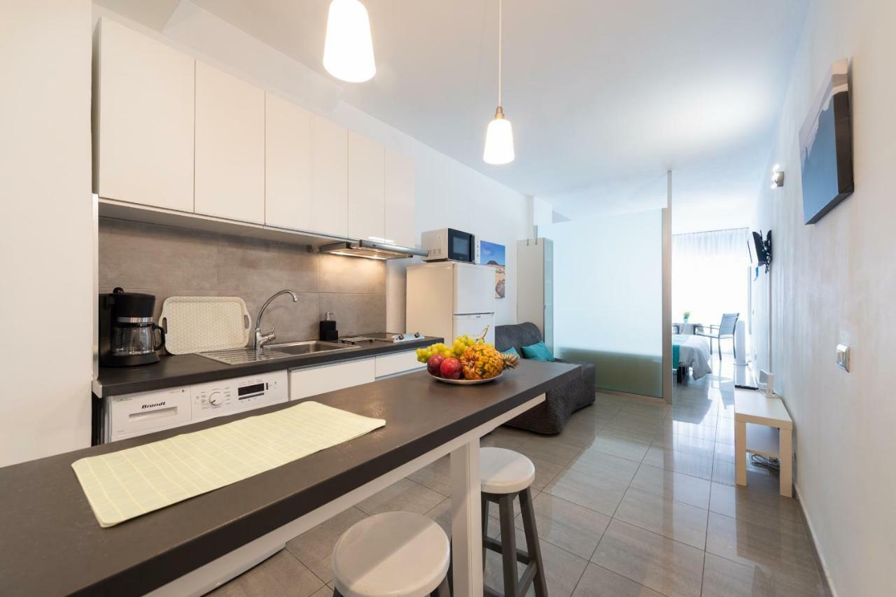 1St Line Studio Las Canteras Beach - Wifi Apartment Las Palmas Exterior photo